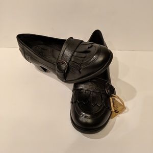 Brand new Born women's shoes